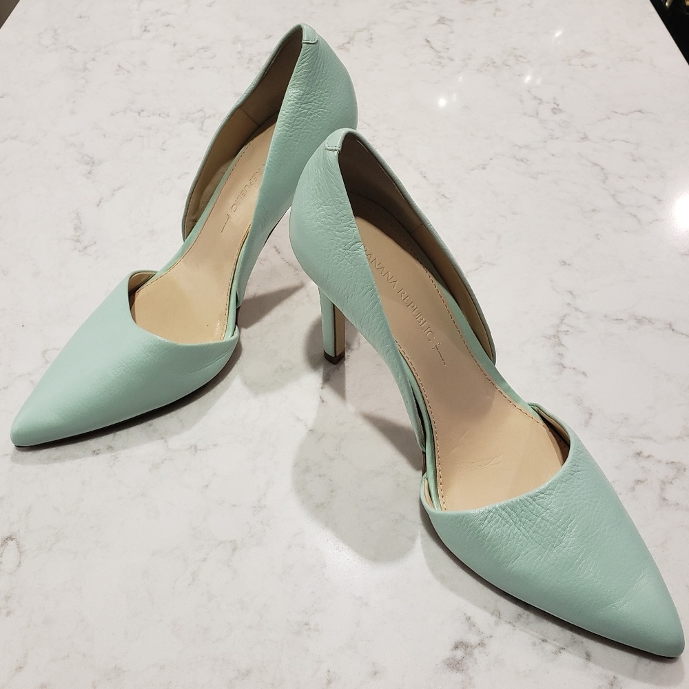 Banana Republic Dorsey O' Day Heels